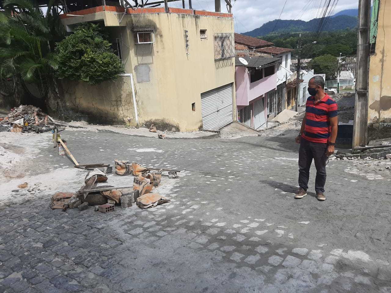 Camacã: Ruas danificadas pelas chuvas estão sendo recuperadas na sede e distritos